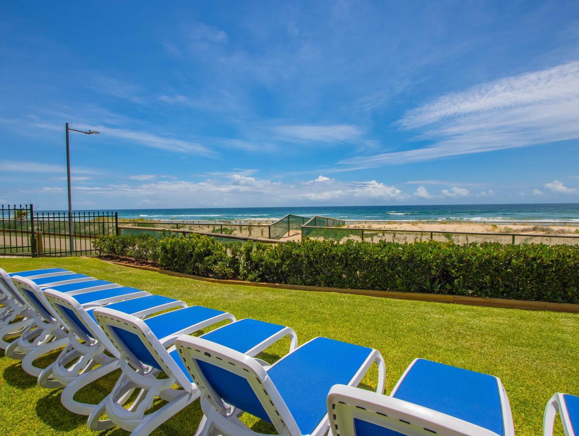 Breakers North Absolute Beachfront Apartments - Official Gold Coast Exterior photo